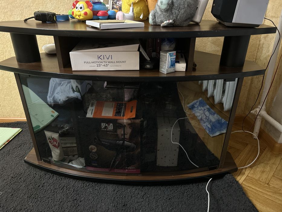 Тумба під телевізор