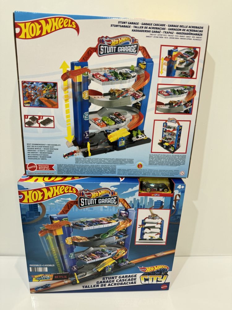 Гараж хотвілс hot wheels