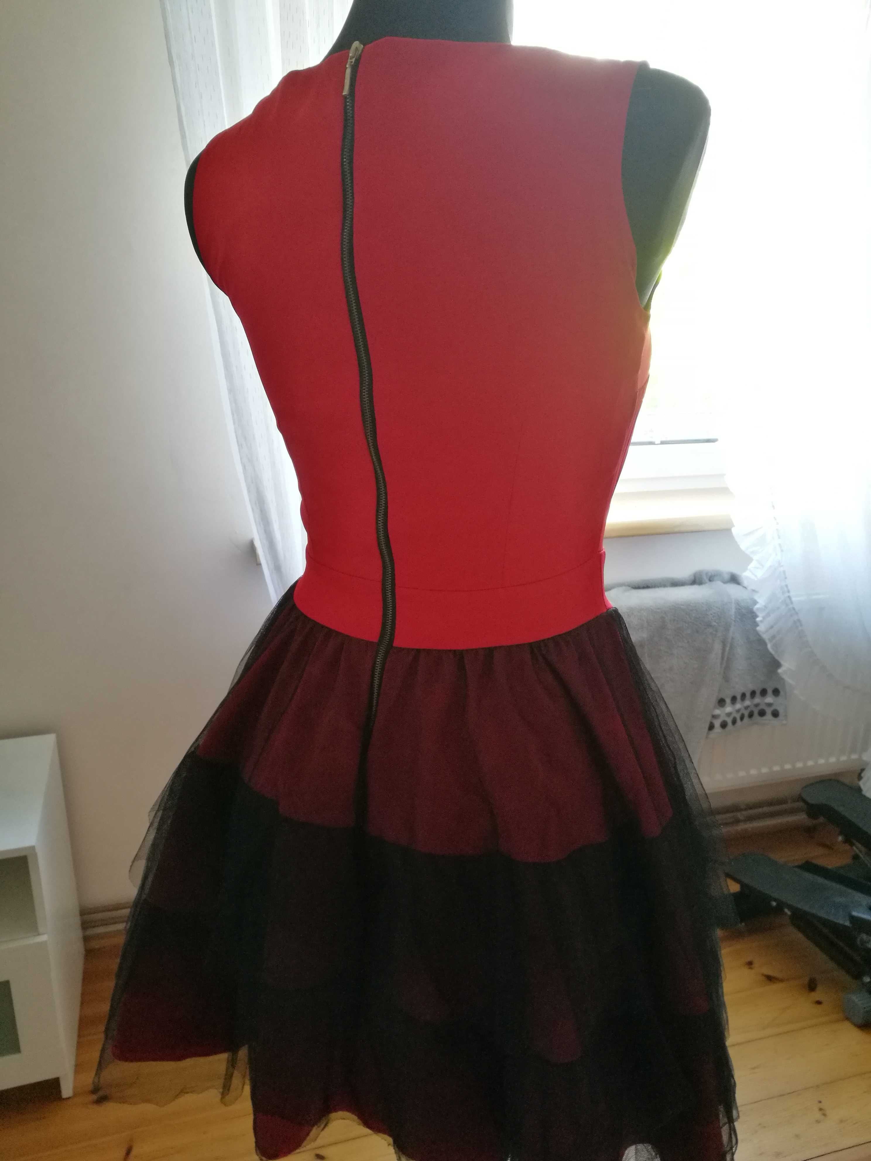 Rocco sukienka z efektem wow tiul czarna czerwona