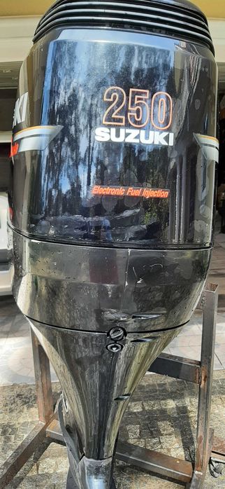 Silnik Zaburtowy SUZUKI DF 250 HP
