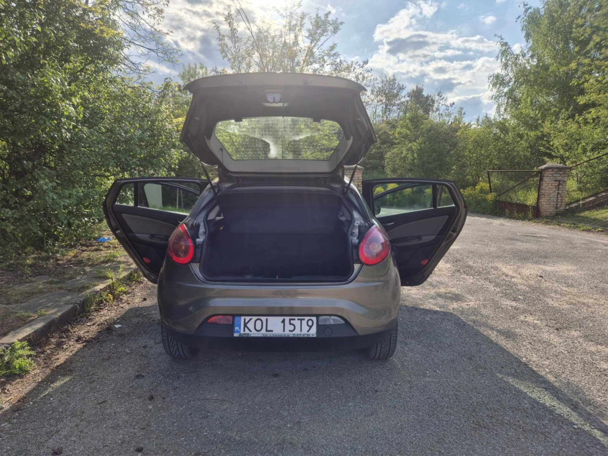Na sprzedaż Fiat bravo rocznik 2010 - z polskiego salonu
