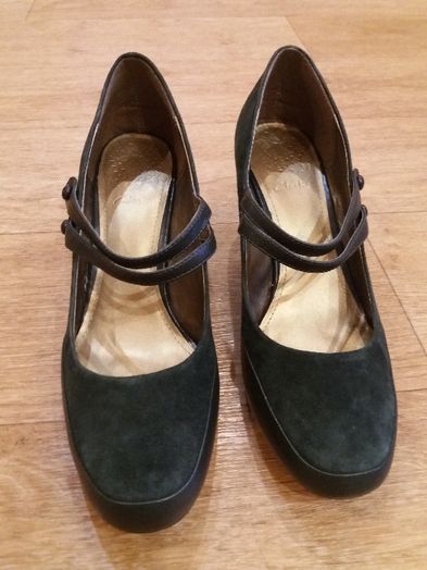 Туфли Clarks новые размер 40-41