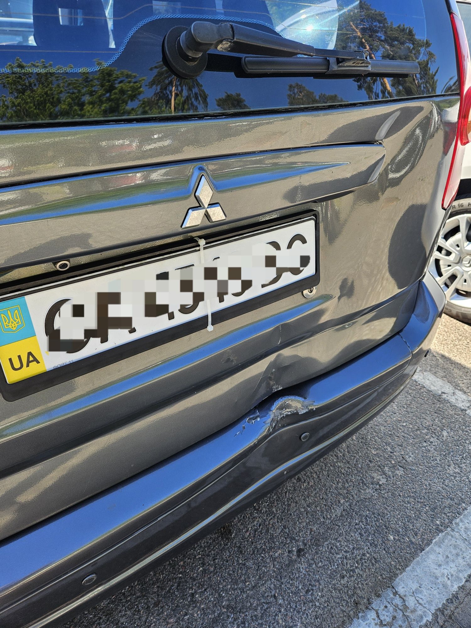 Крышка багажника Mitsubishi Space Star