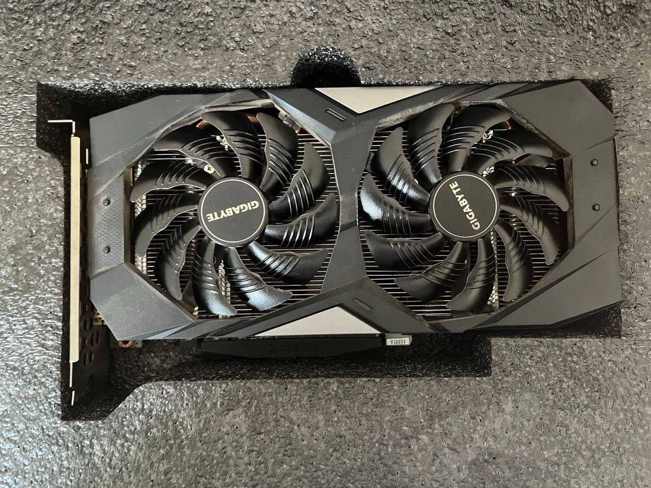 Відеокарта Gigabyte RX 5600 XT