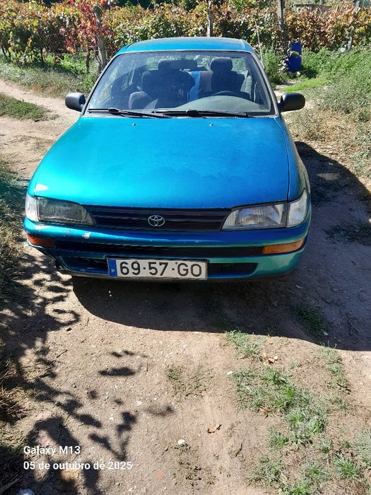 Toyota Corolla para peças ou inteiro