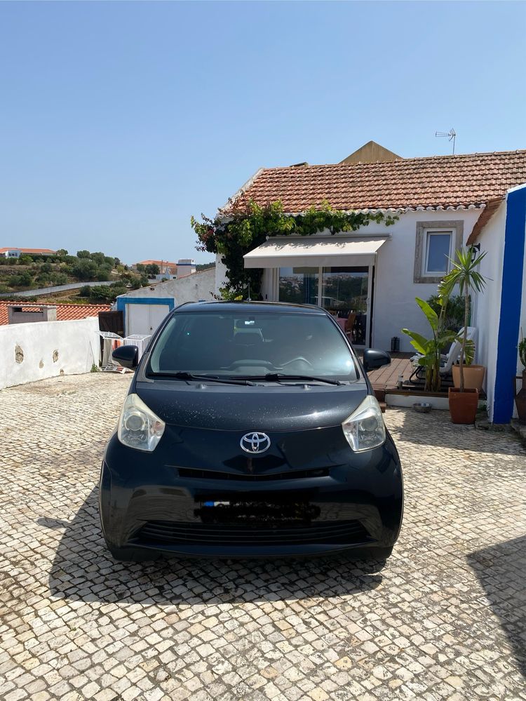 Toyota iQ 1.0 (2010) - 68 CV