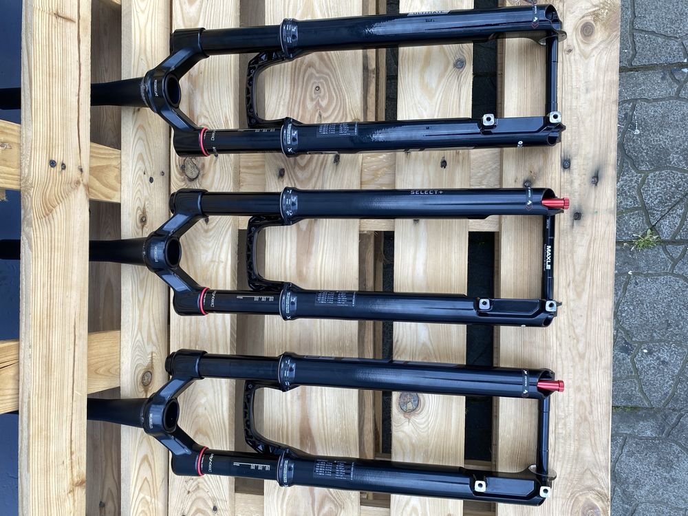 Нові вилки rock shox sid sl , select+ , 29