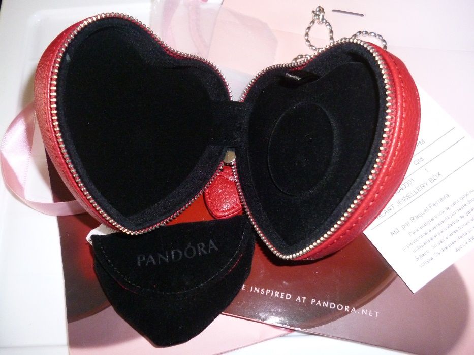 Pandora caixa ou estojo coração vermelho