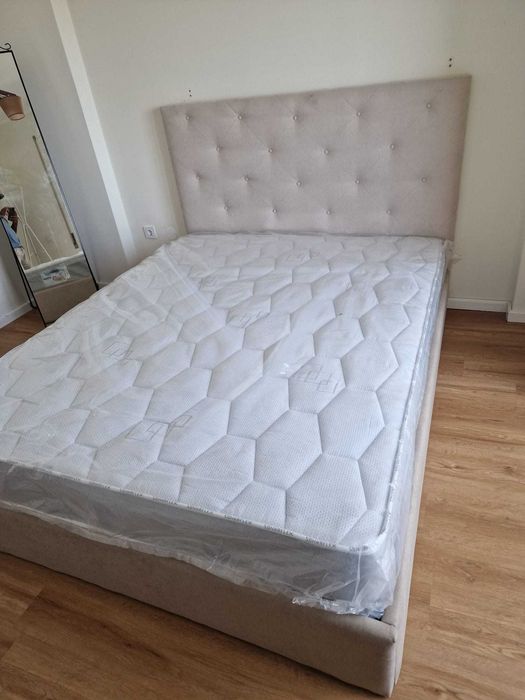 Camas de Casal Estofadas de Luxo 199€ Disp. em Várias Cores! 190x140m!