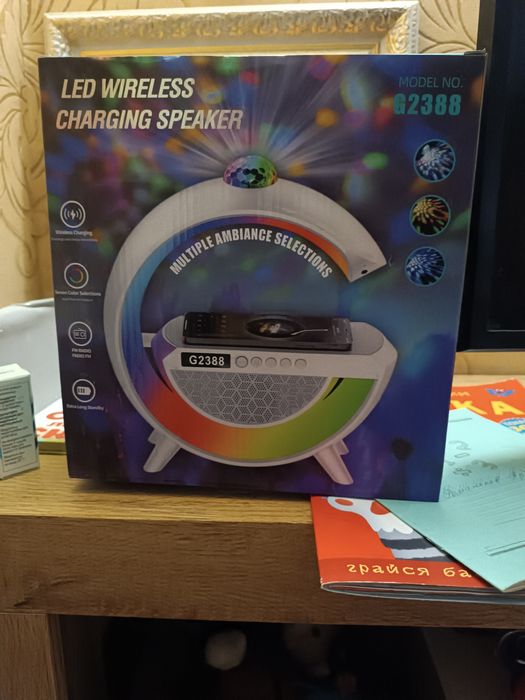 Лампа-нічник ,звукова колонка