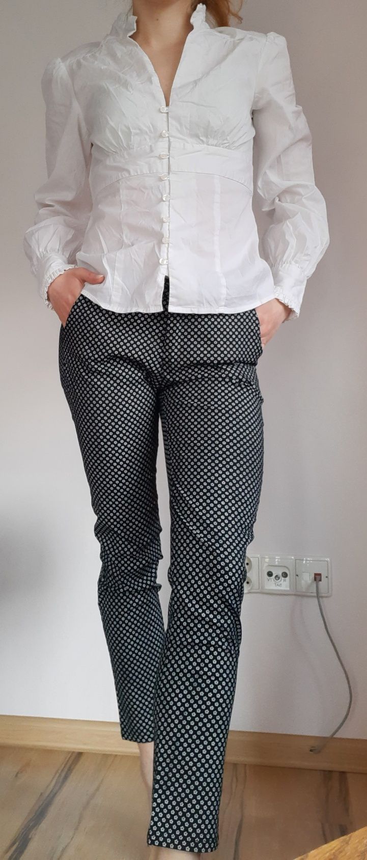 Eleganckie spodnie, chinosy r. S