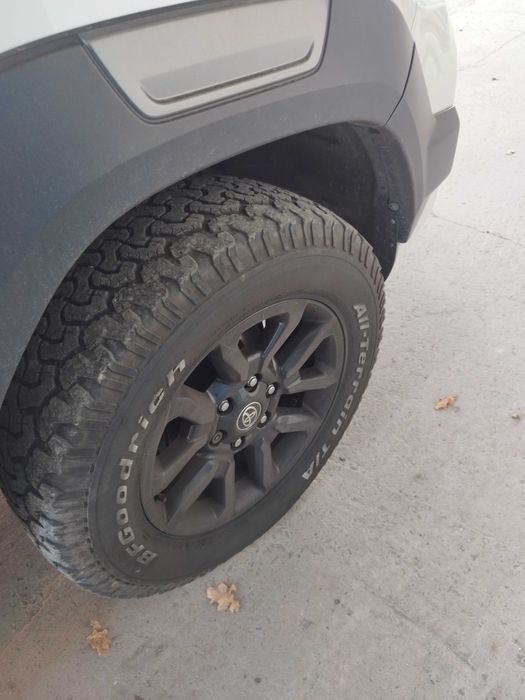 BF Goodrich all terrain 265/65/18