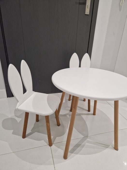 Stolik + 2 krzesełka