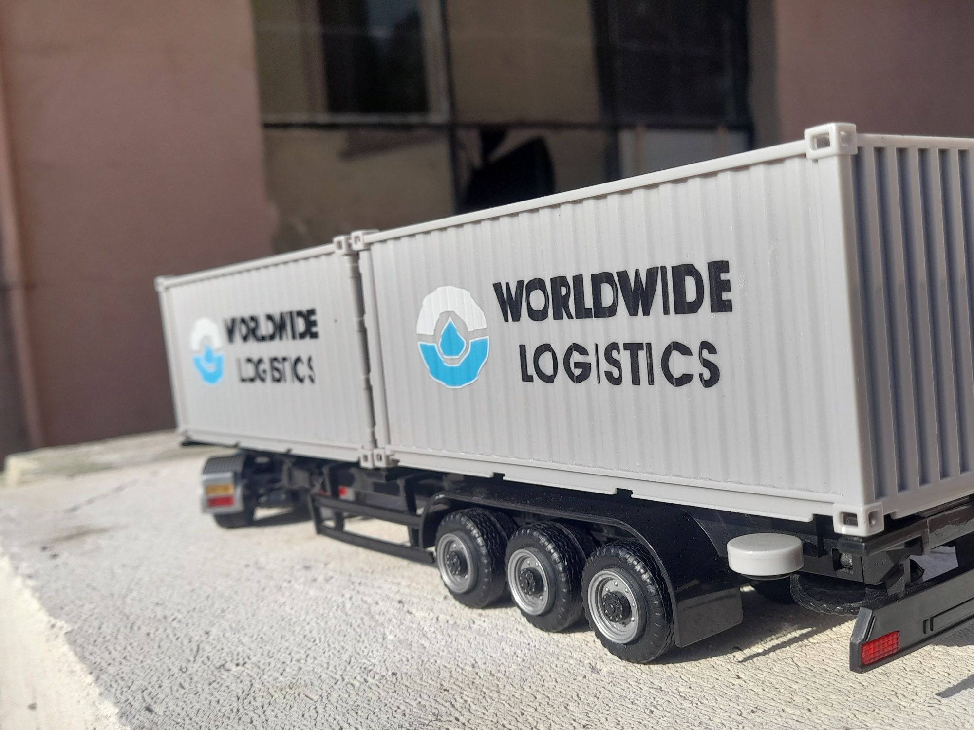 Mercedes Actros 1 43 TIR kontenery przyczepa ciężarówka  logistyka