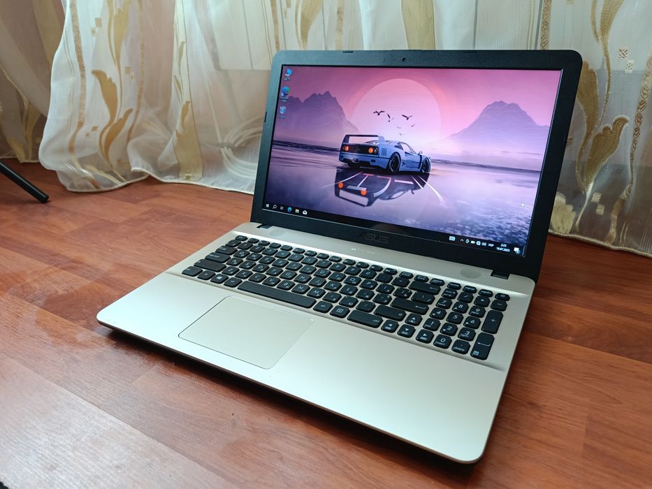 Сучасний Asus Vivobook Max 23  рік стан нового