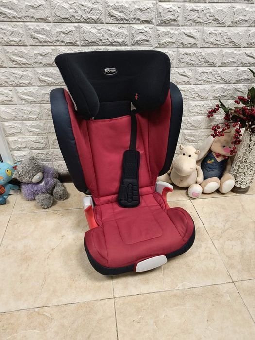 Автокрісло BRITAX ROMER KIDFIX XP Група 2/3 (15-36 кг) бустер