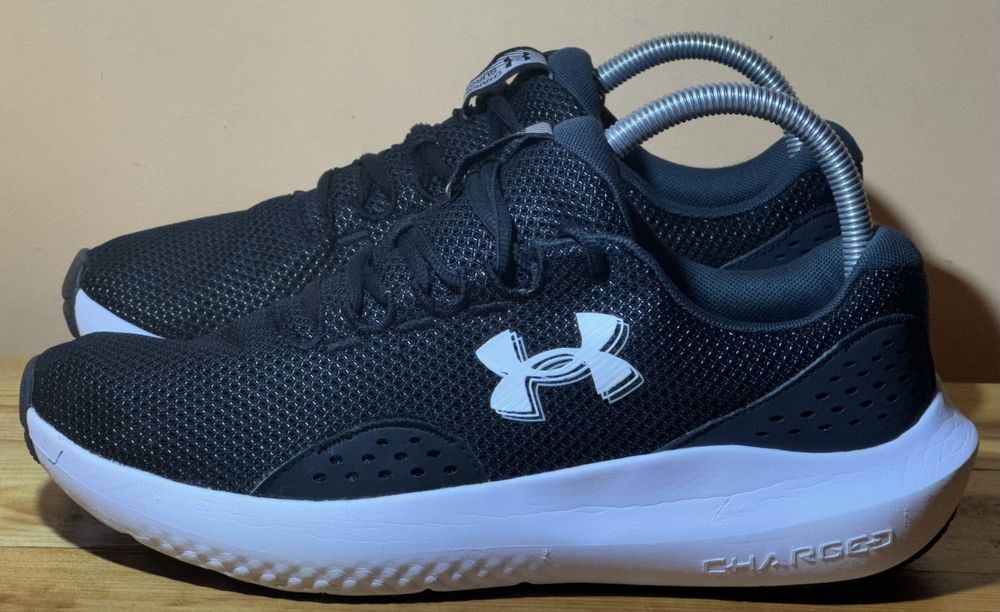 Оригінальні кросівки Under Armour. Розмір 42,5(27 см)