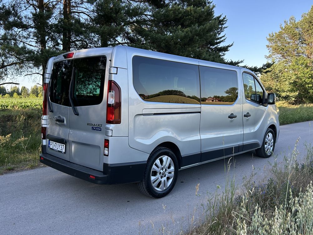 Wynajem bus 9 osób Renault Trafic(WOLNE TERMINY)