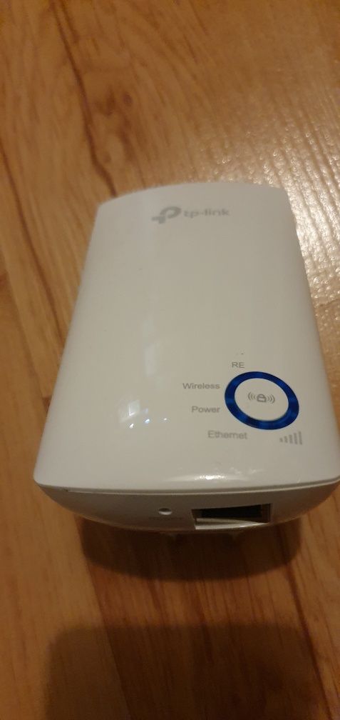 Router WIFI ,nowy wyciagniety z opakowania okazal sie byc niepotrzebny