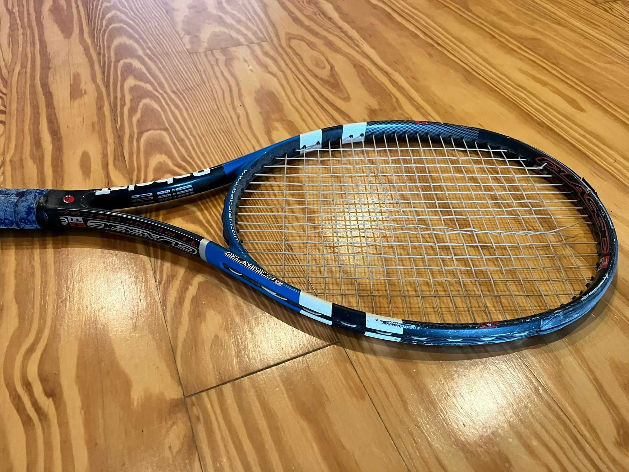 Raquete de tênis Babolat Classic Ti Reinforced (sem grip tape)