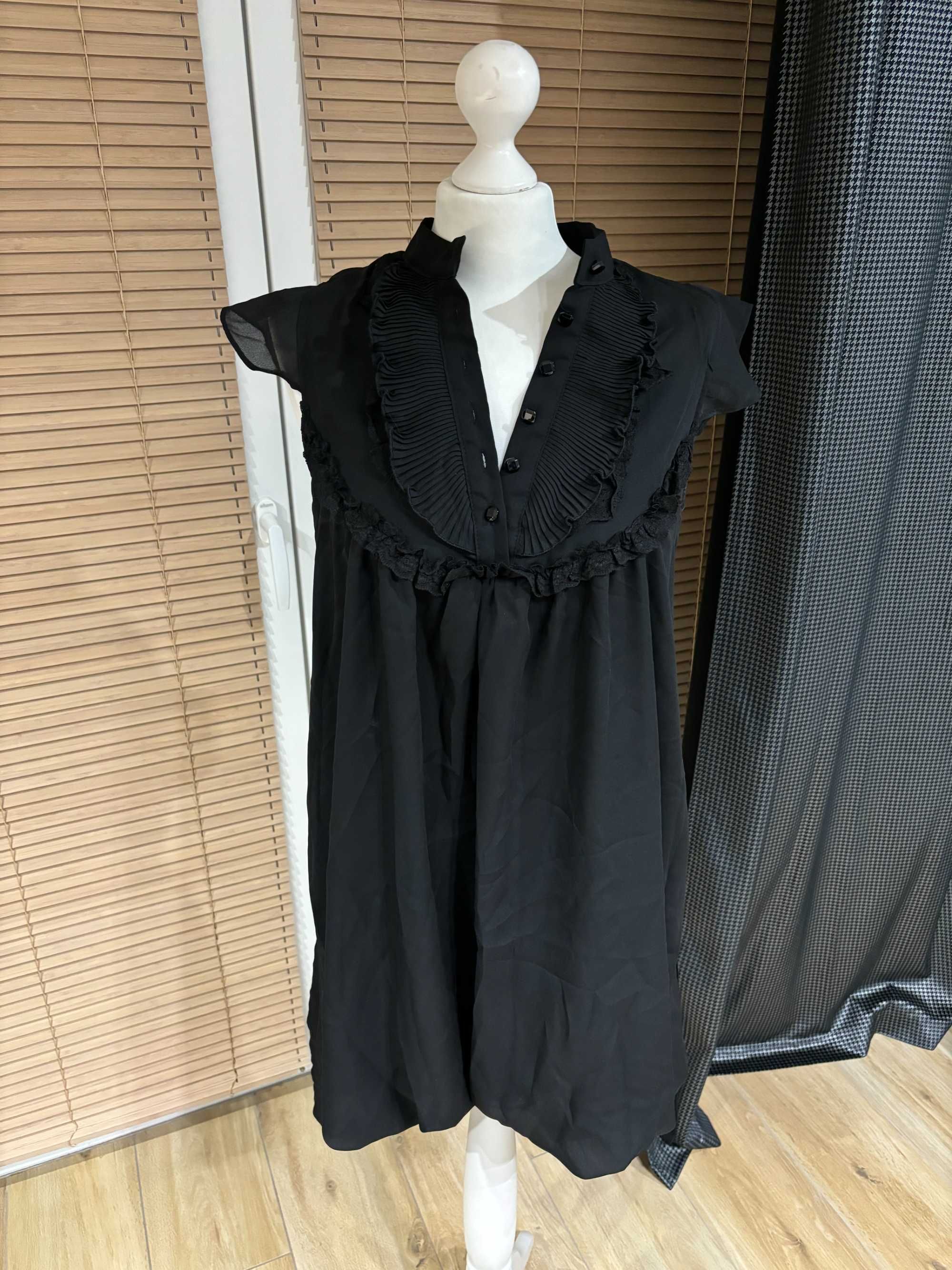 Czarna sukienka Mina UK