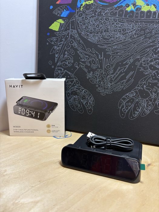 Бездротова зарядка/беспроводная зарядка з годинником та будильн