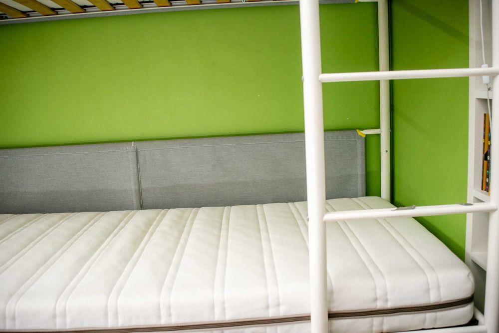 Rama łóżka piętrowego IKEA VITVAL, biały/jasnoszary, 90x200 cm | łóżko