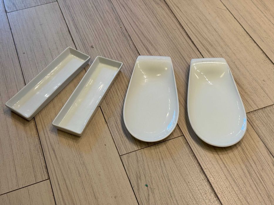 Conjunto de 4 travessas em cerâmica branca