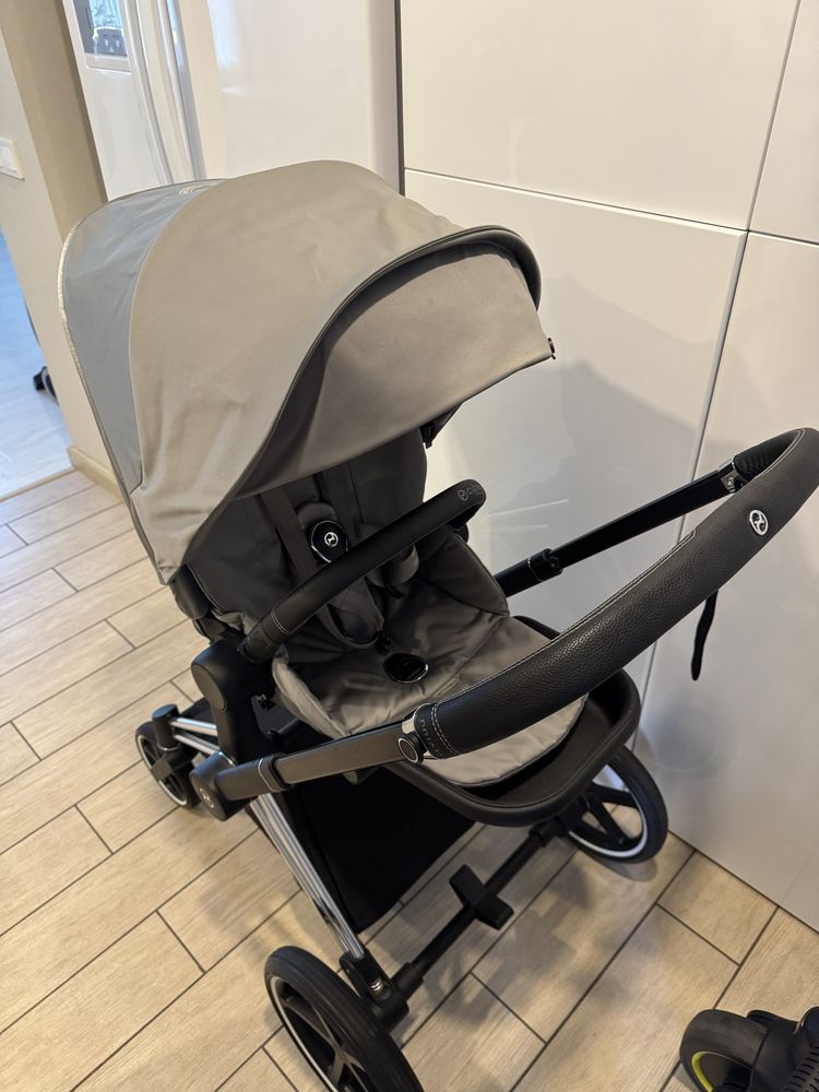 Cybex Priam 2в1 у кольорі Pearl Grey