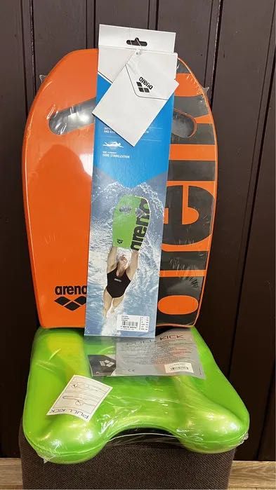 Дошки для плавання Arena