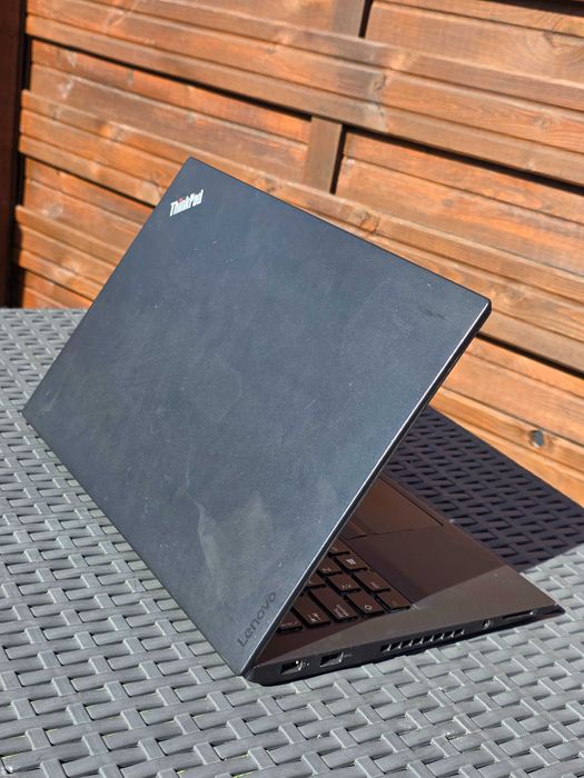 Pc Portatil Lenovo T470s i7 12gbram 256gb - Bom estado