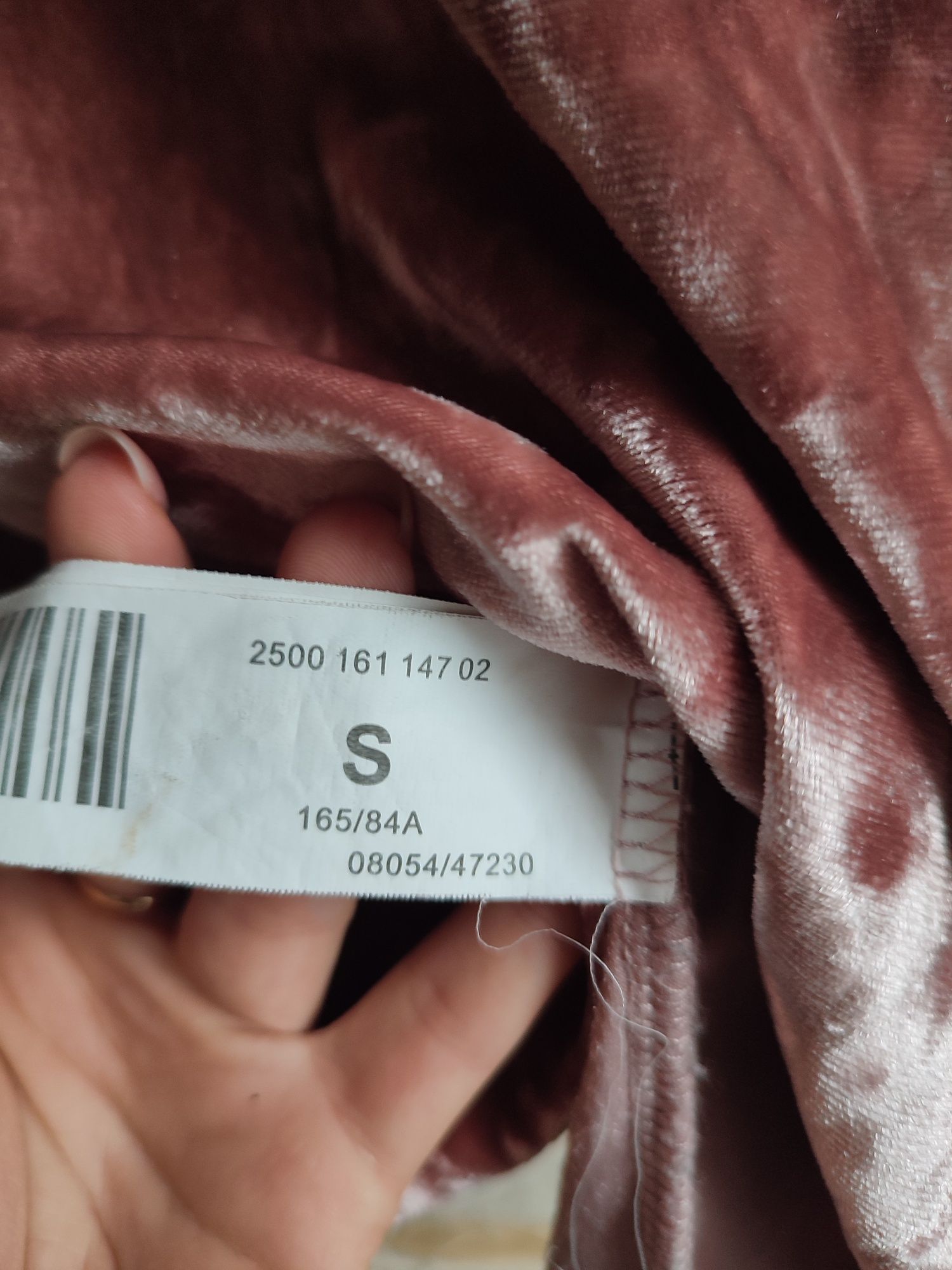 Welurowa bluza damska jasnoróżowa Stradivarius S 36