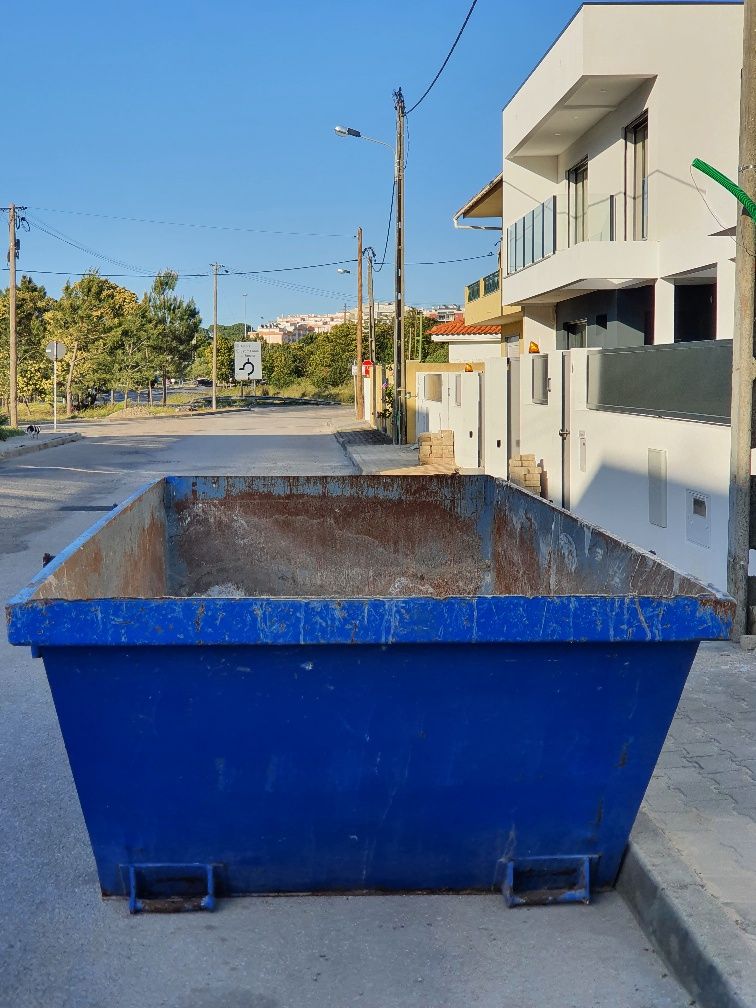 SANTO ESTÊVÃO e MARINHAIS contentores para recolha de entulho de obras