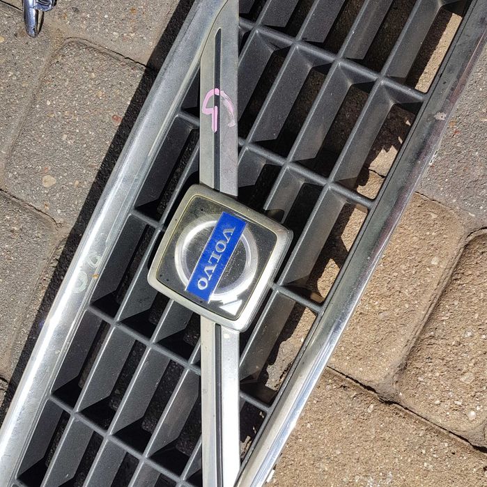 grill logo ramka zderzaka halogen volvo s 80 s b dobry