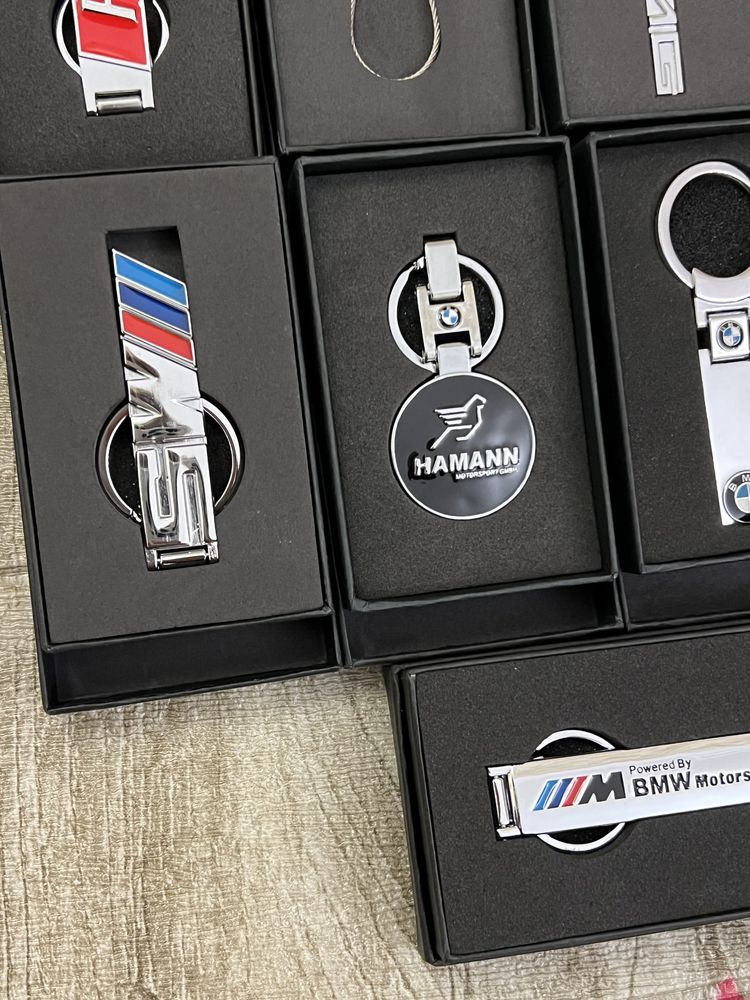 Брелок BMW/Mersedes/Audi автомобильный с логотипом