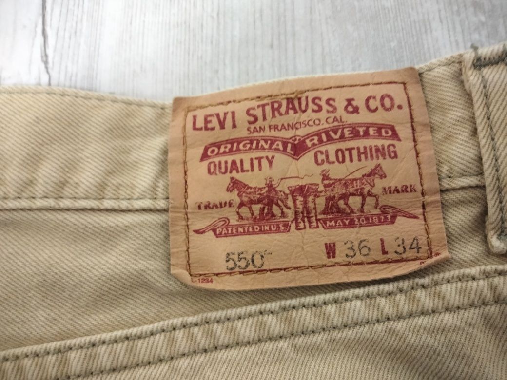 Штанішки від Levis