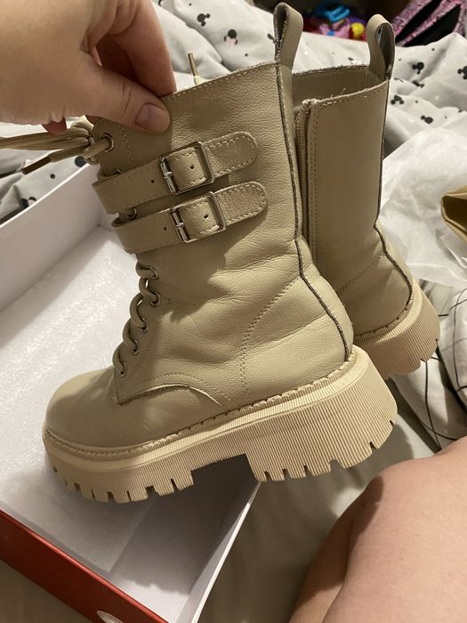 Сапоги зимние бежевые