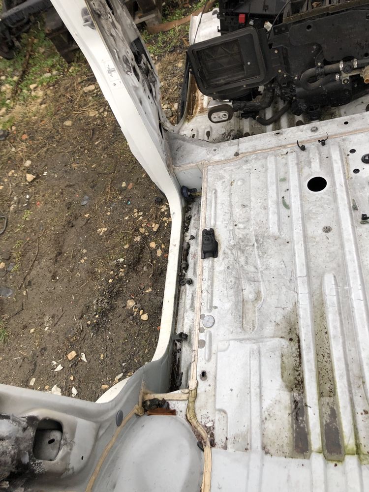 Ćwiartka slupek próg poszycie Renault Trafic III,Opel Vivaro 2019r