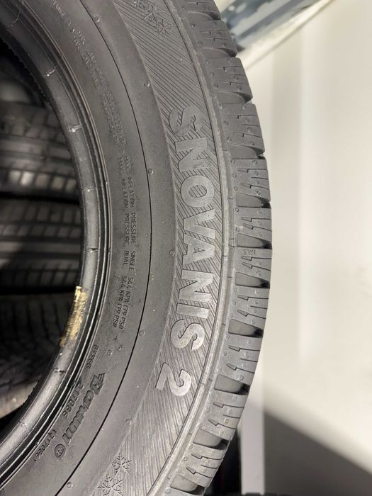 Opony Zimowe 215/65/16C Barum SnoVanis2 Komplet #Z294