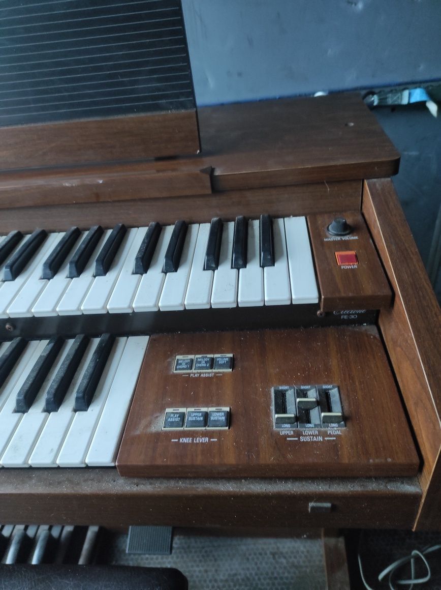 Yamaha Electone FE-30S. Organy Elektroniczne.