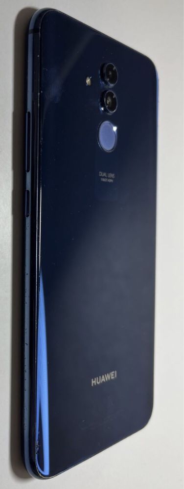 Продам Huawei Mate 20 Lite 4/64 гб! Хороший стан! Працює ідеально!