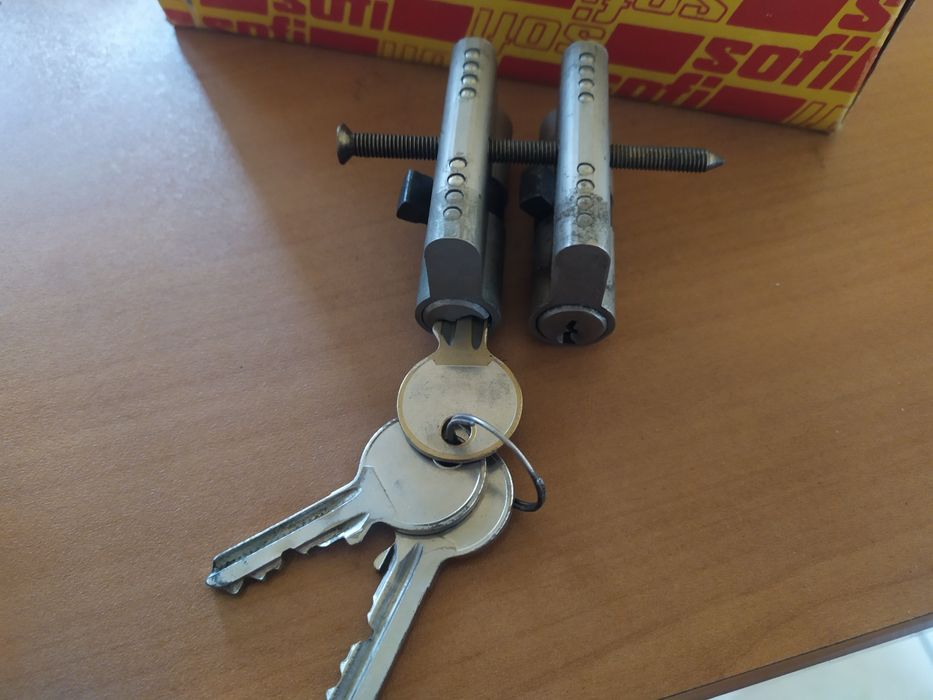 Canhão, fechadura, ferragens, puchadores