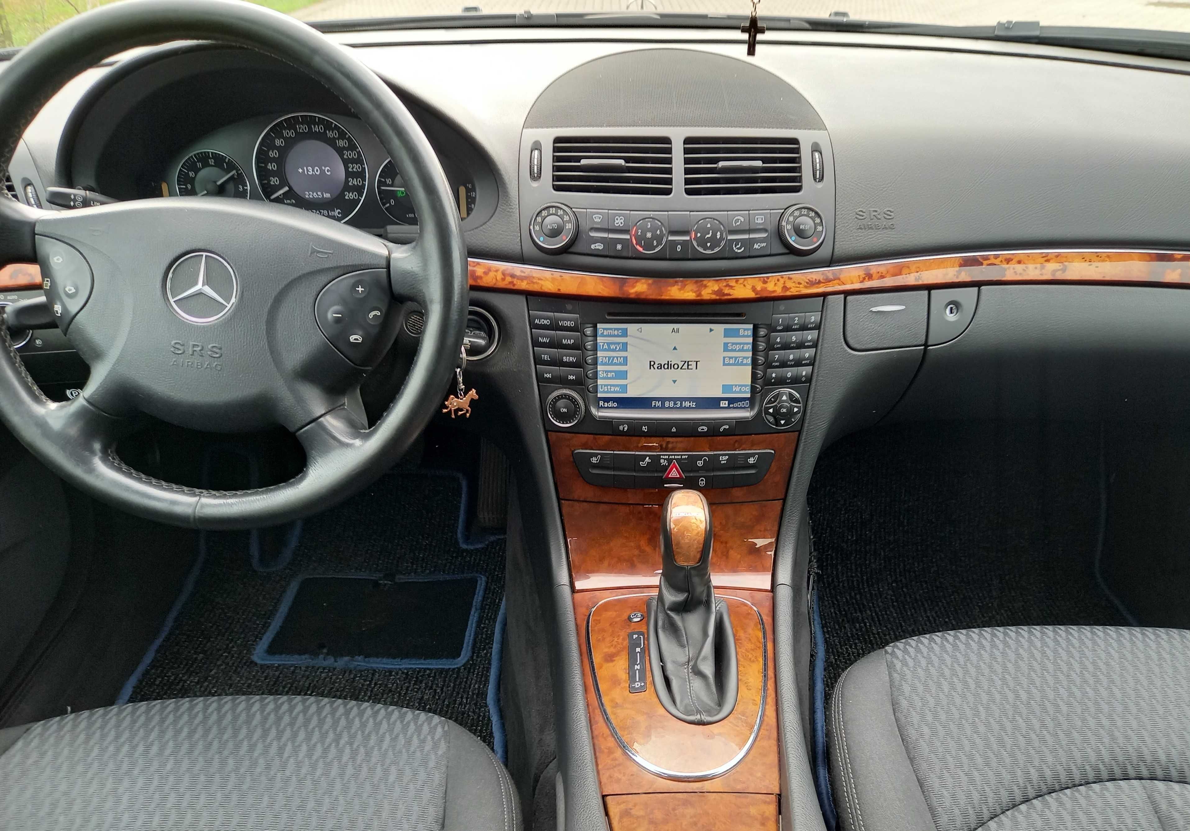 Mercedes-Benz E-Klasa 320 CDI W211 stan bdb