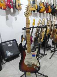 FENDER Stratocaster HIGHWAY ONE MN 3SB Привезена из Германии