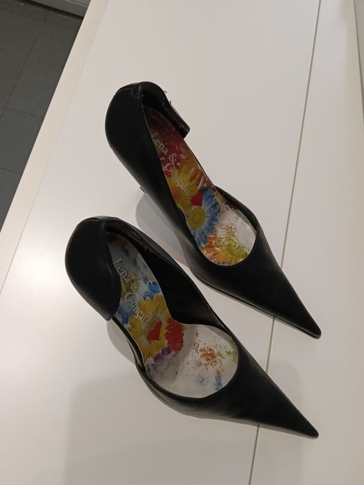 Sapatos de senhora em cabedal número 38