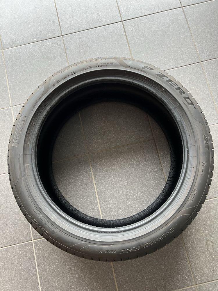 Pirelli P Zero 245/45/20 jak nowe 2024