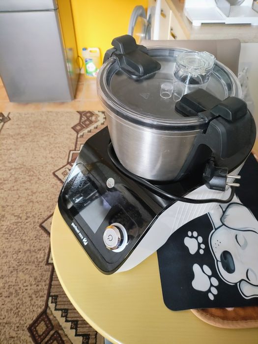 Robot wielofunkcyjny