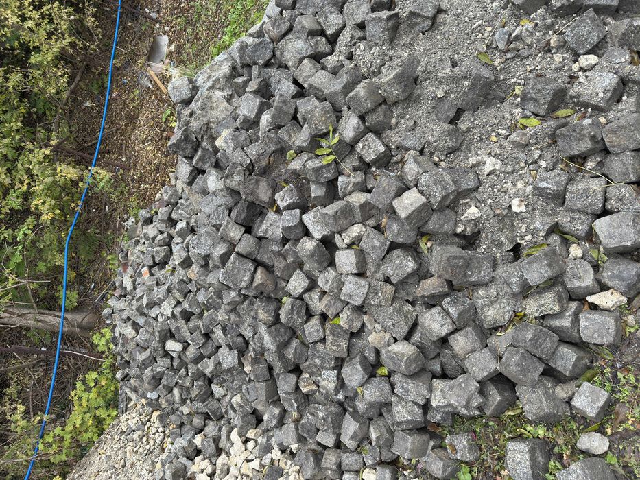 Kostka granitowa z rozbiorki