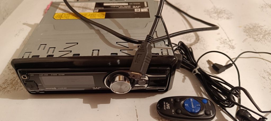 Radio samochodowe jvc kd-r711