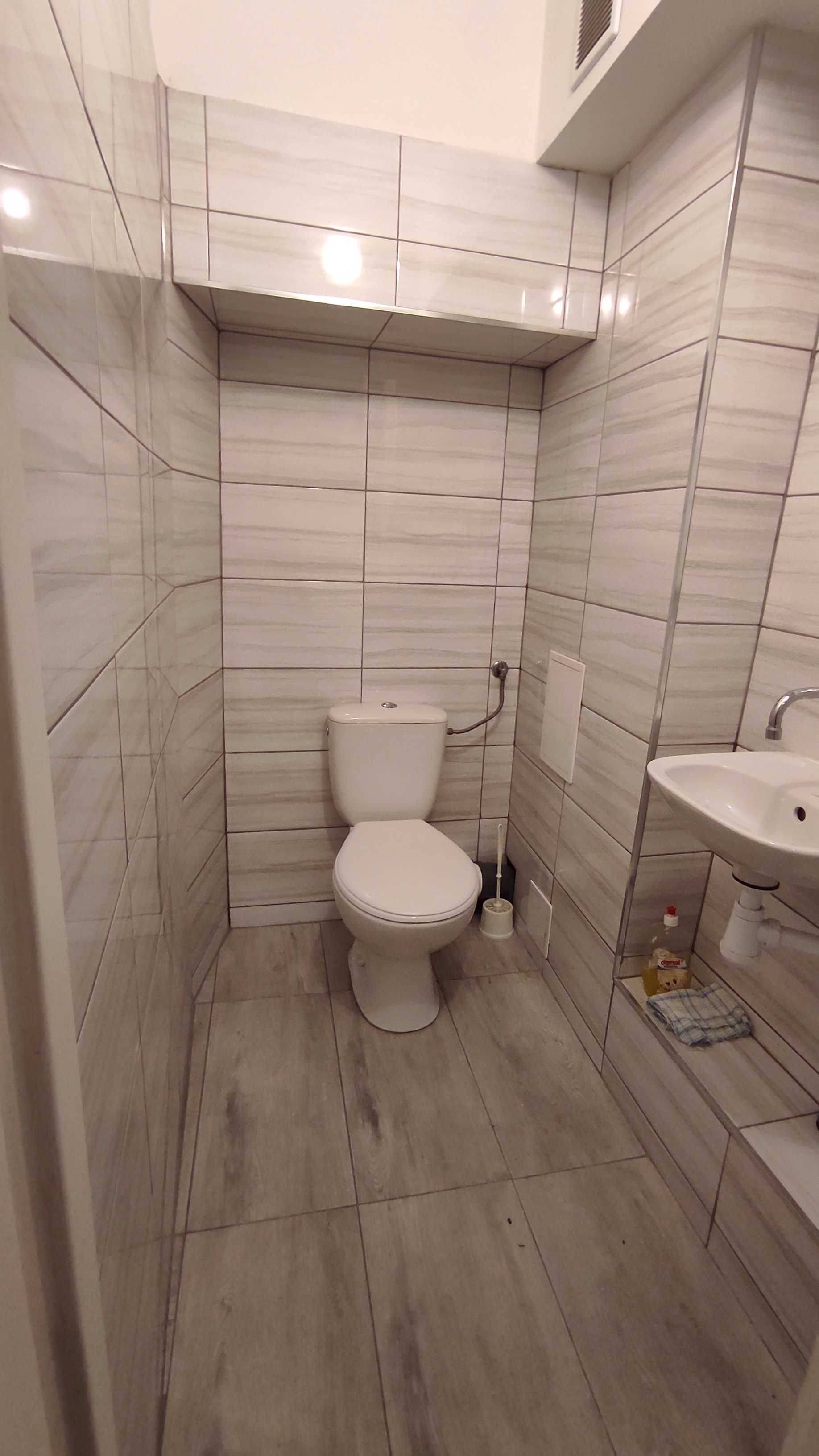 Lokal użytkowy 14,5 m2 w Alejach Częstochowa